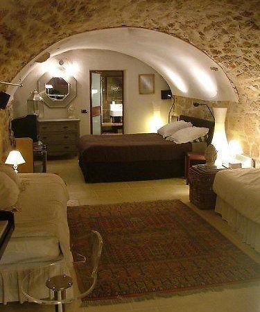 La Villageoise, Chambre Troglodyte Pitoresque Au Coeur Du Village Rognes Camera foto