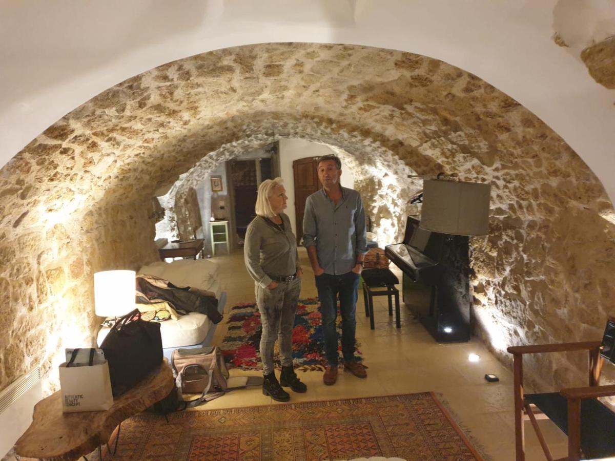 La Villageoise, Chambre Troglodyte Pitoresque Au Coeur Du Village Rognes Esterno foto