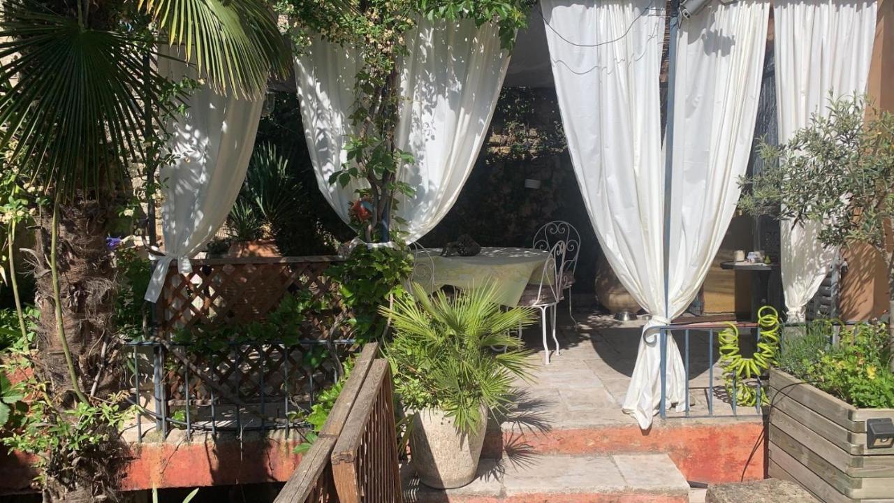 La Villageoise, Chambre Troglodyte Pitoresque Au Coeur Du Village Rognes Esterno foto