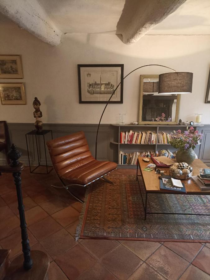 La Villageoise, Chambre Troglodyte Pitoresque Au Coeur Du Village Rognes Esterno foto