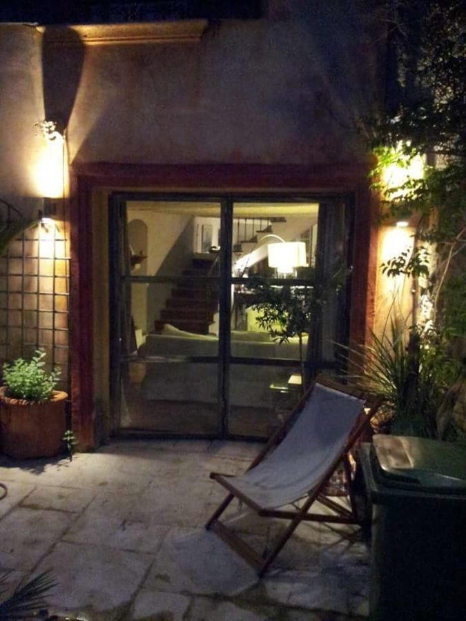 La Villageoise, Chambre Troglodyte Pitoresque Au Coeur Du Village Rognes Esterno foto